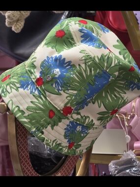 Tory Burch Floral Print Bucket Hat - Green/Blue/Red